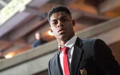 绿茵电竞精华-B席被批俱乐部国家队两副面孔