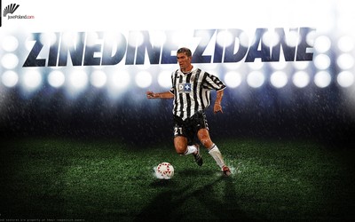 绿茵电竞热评-伊拉克队门将训练日常曝光